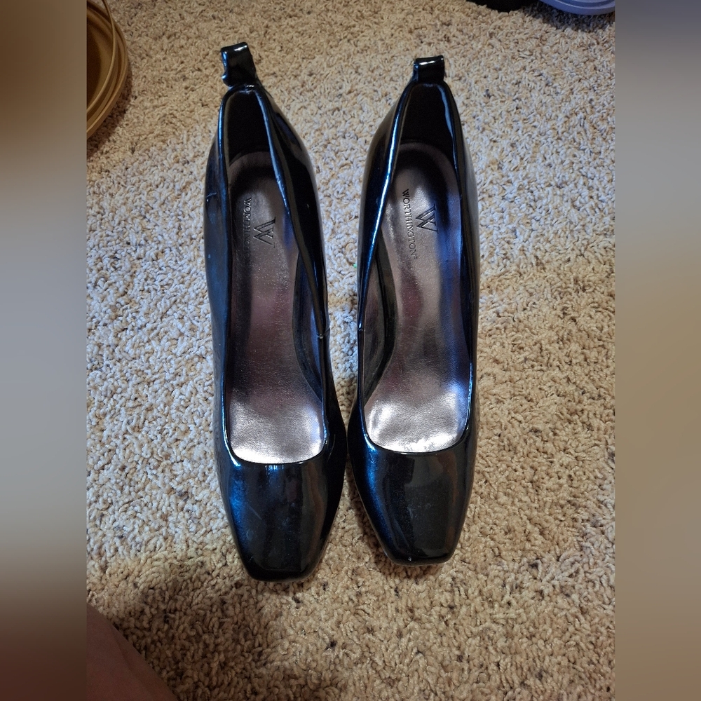 Worthington high heels